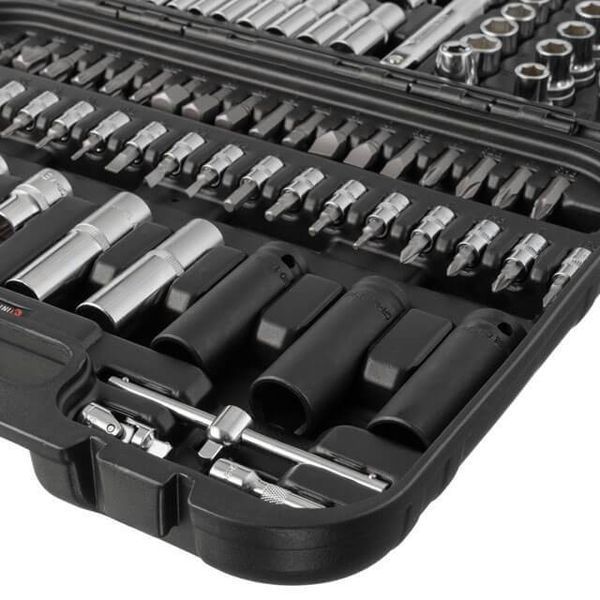 Набір інструментів 1/2 "& 1/4" 111 од., Cr-V INTERTOOL ET-8111 ET-8111 фото