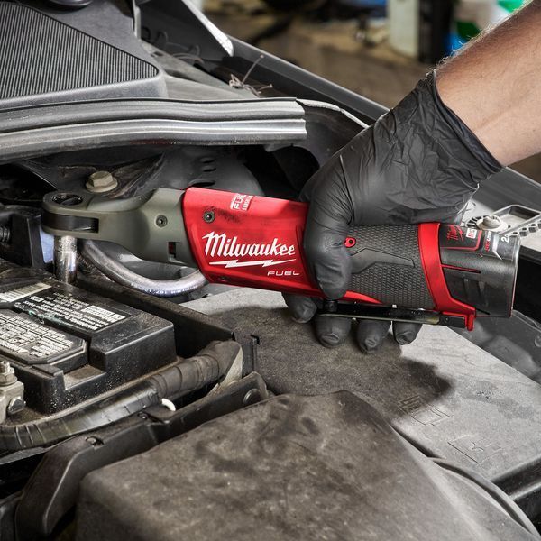 Гайкокрут кутовий акумуляторний 1/2 дюйма, M12 FIR12-0, 81Нм 4933459800 MILWAUKEE 4933459800 фото