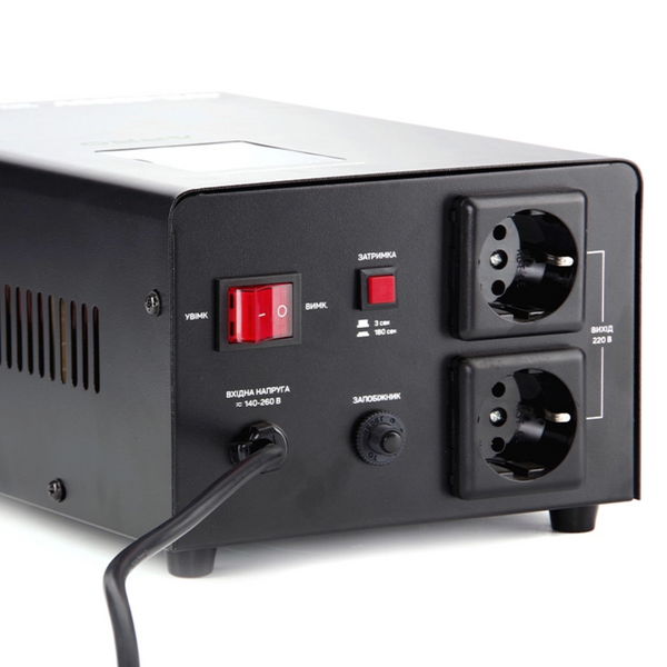 Стабилизатор напряжения релейный AVR-2000V (подвесной) APRO 852019 фото