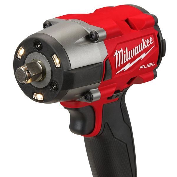Гайковерт импульсный компактный 1/2" (881 Нм) с фрикционным кольцом M18 FMTIW2F12-502X 4933478450 MILWAUKEE 4933478450 фото