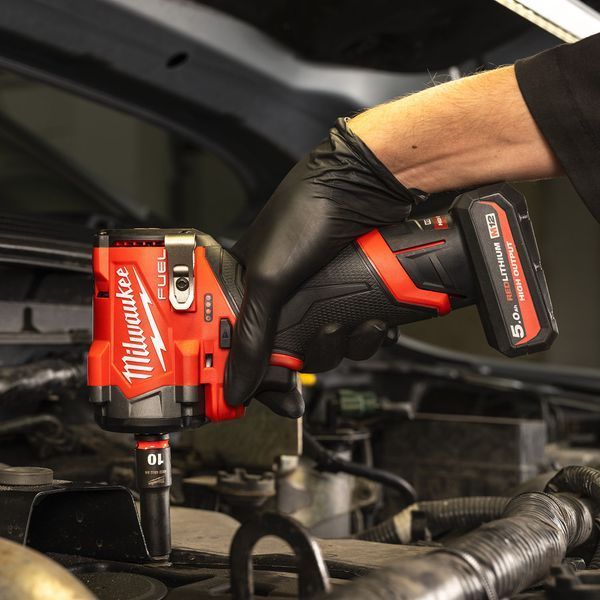 Гайковерт высокомоментный аккумуляторный 1/2" (746 Нм) M12 4933493454 MILWAUKEE 4933493454 фото